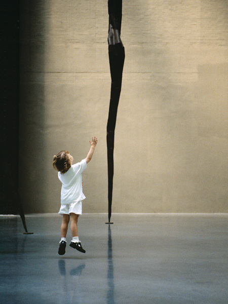 http://www.kniestphotography.net/files/gimgs/3_kunstraum-2-c-ingo-kniest.jpg